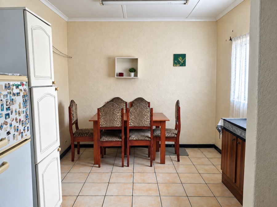 3 Bedroom Property for Sale in Ravensmead Western Cape